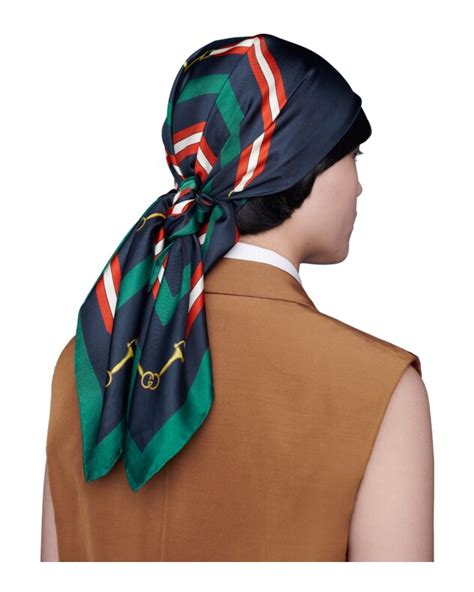 foulard gucci nero fiori|Sciarpe & Foulard da Donna .